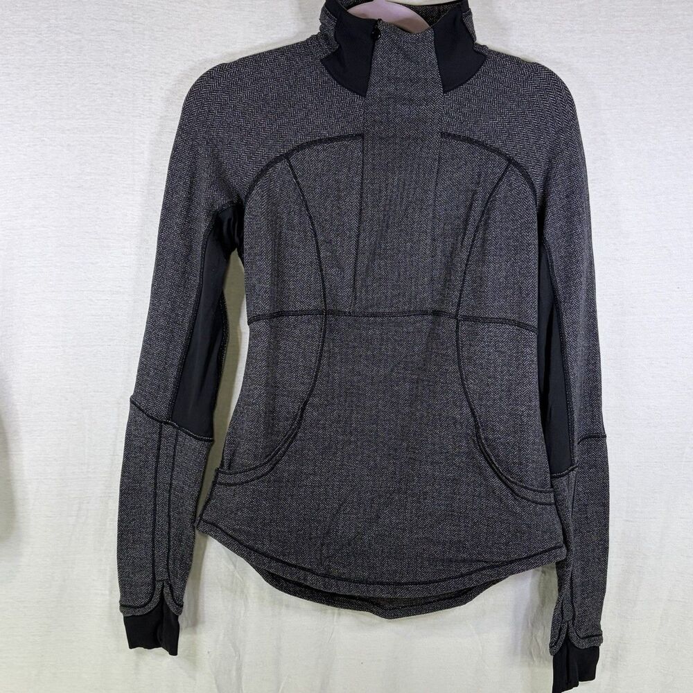 Lululemon Base Runner 1/2 Zip Heathered Herringbone Black Gray Women’s Sz 8